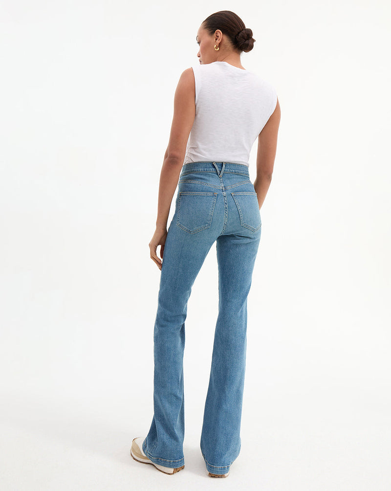 Beverly Patch-Pocket Skinny-Flare Jean